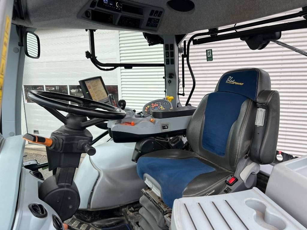 Traktor типа New Holland T 7.225 AC, Gebrauchtmaschine в Mern (Фотография 6)