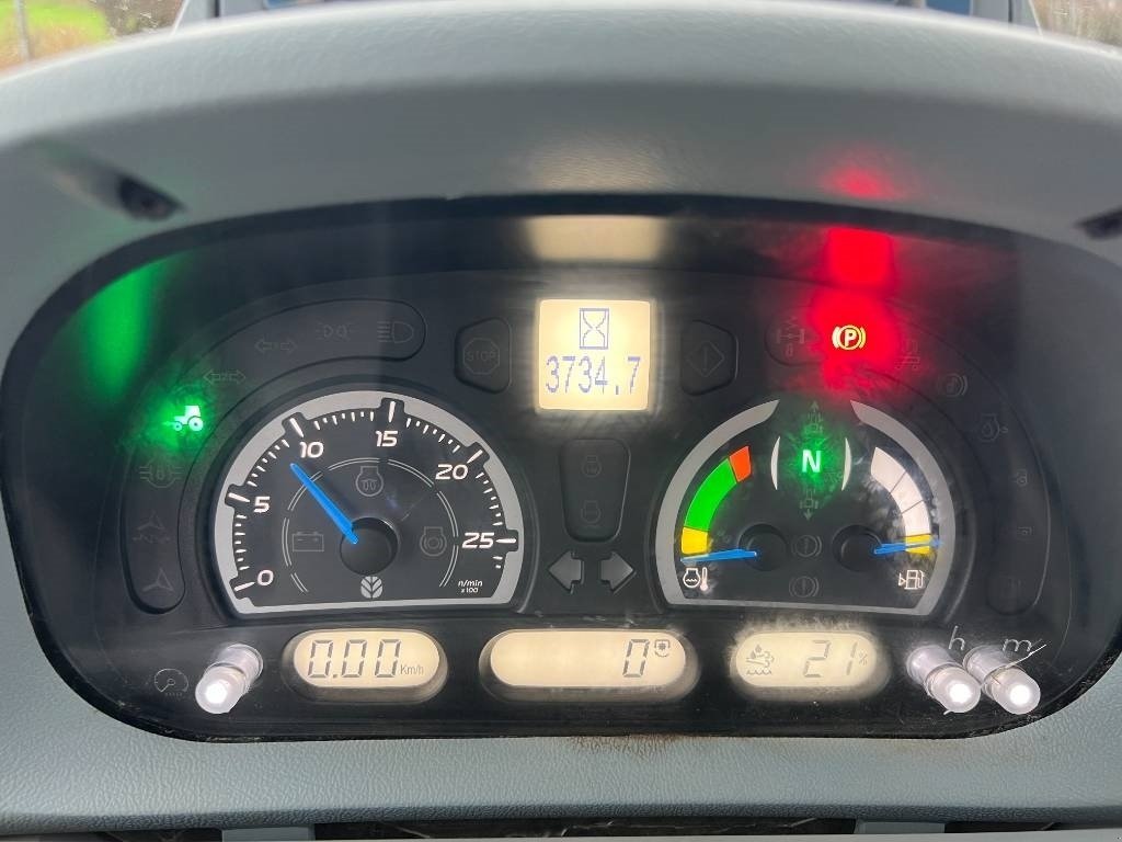 Traktor типа New Holland T 7.225 AC, Gebrauchtmaschine в Mern (Фотография 4)