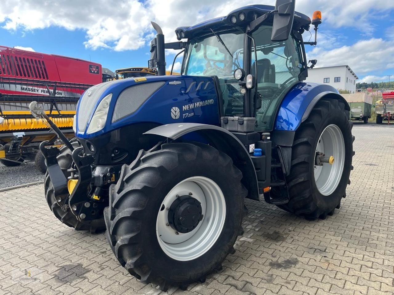 Traktor tipa New Holland T 7.225 AC, Gebrauchtmaschine u Neuhof - Dorfborn (Slika 2)