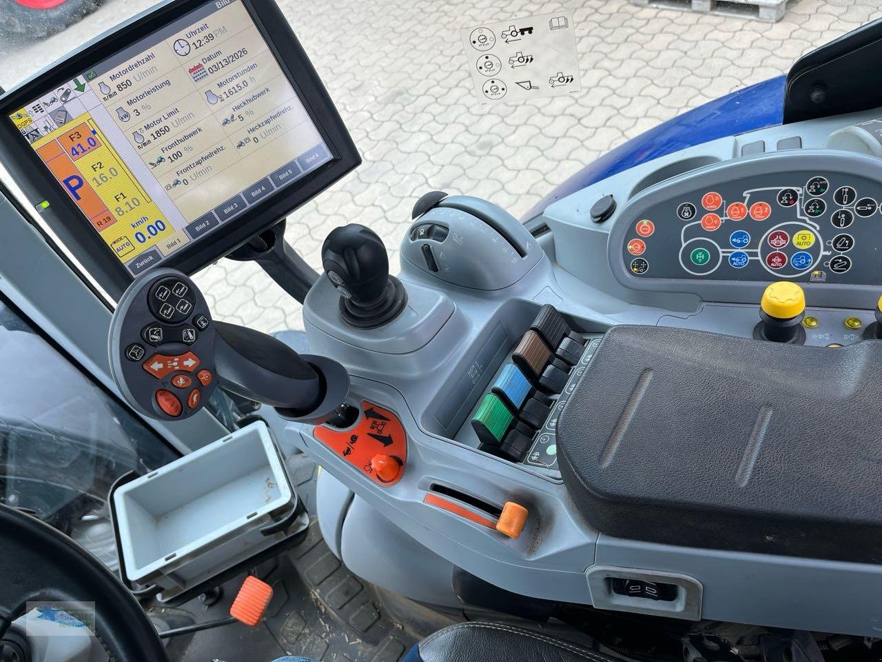 Traktor typu New Holland T 7.225 Auto Command, Gebrauchtmaschine w Coppenbruegge (Zdjęcie 5)