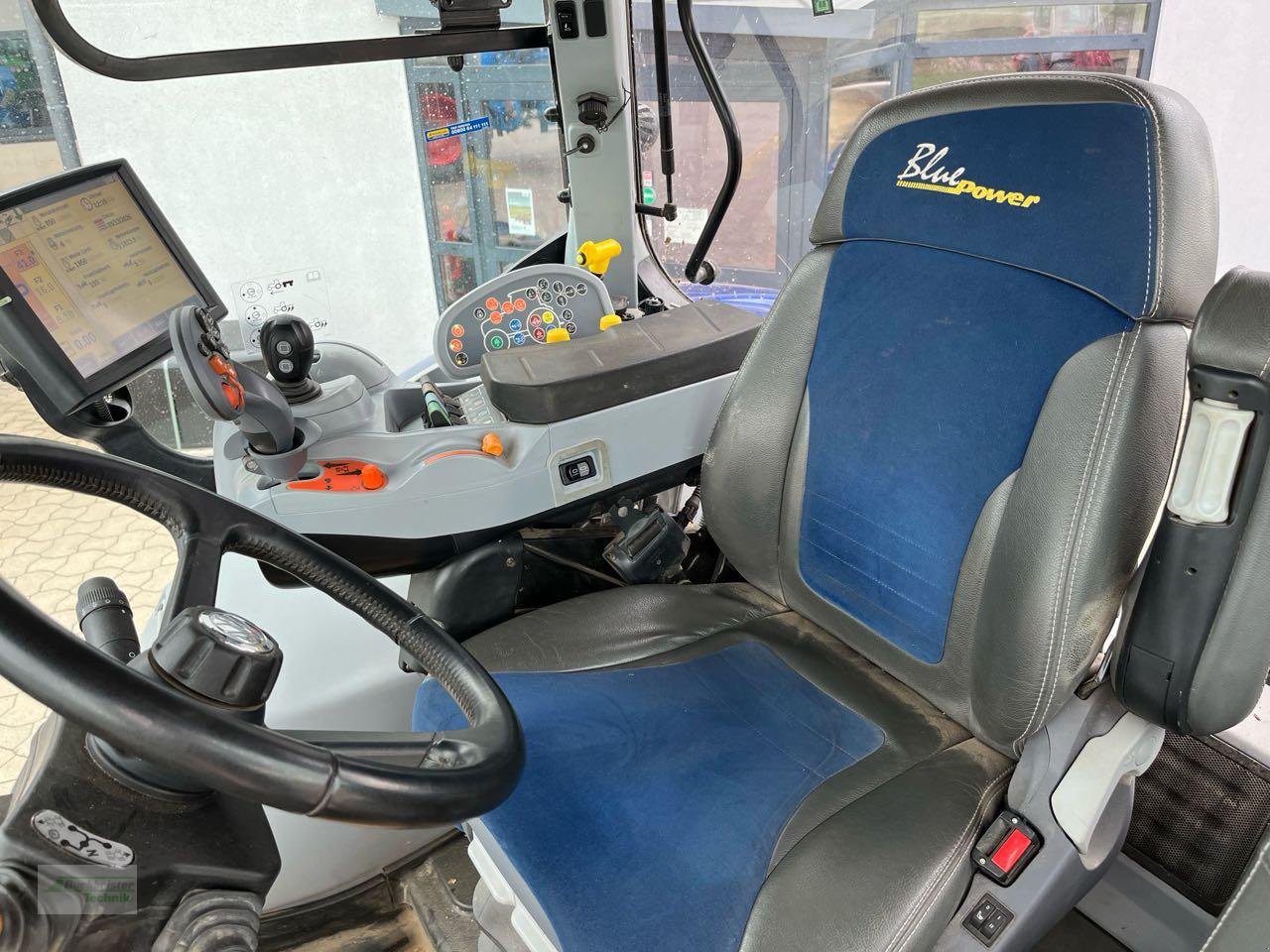 Traktor typu New Holland T 7.225 Auto Command, Gebrauchtmaschine w Coppenbruegge (Zdjęcie 6)