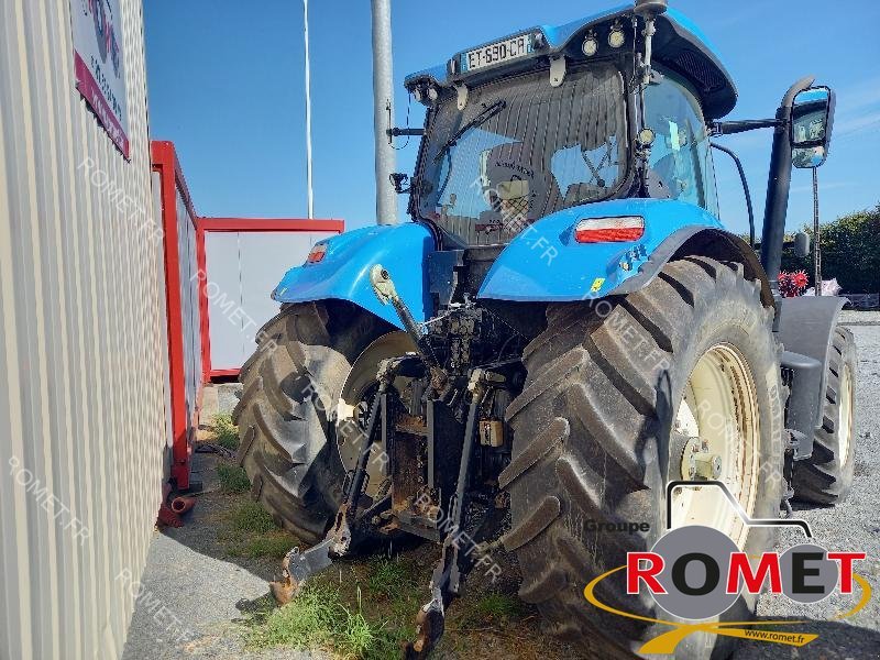 Traktor des Typs New Holland T 7.230 CLASSIC, Gebrauchtmaschine in Gennes sur glaize (Bild 3)