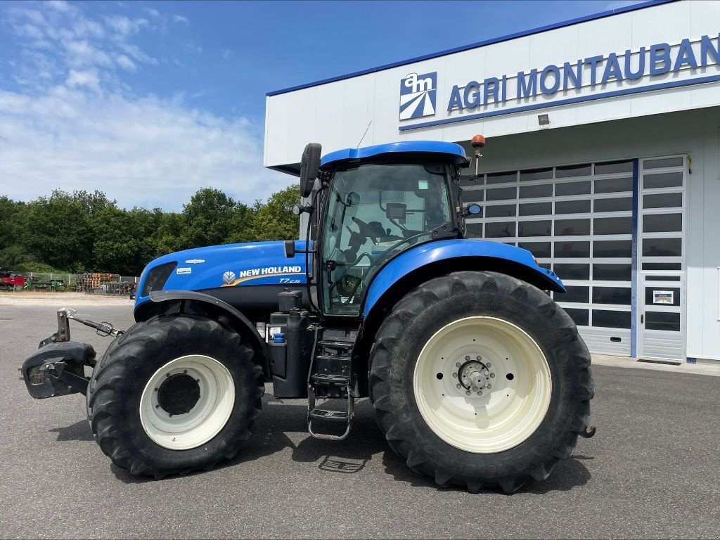 Traktor Türe ait New Holland T 7.235, Gebrauchtmaschine içinde Montauban (resim 4)