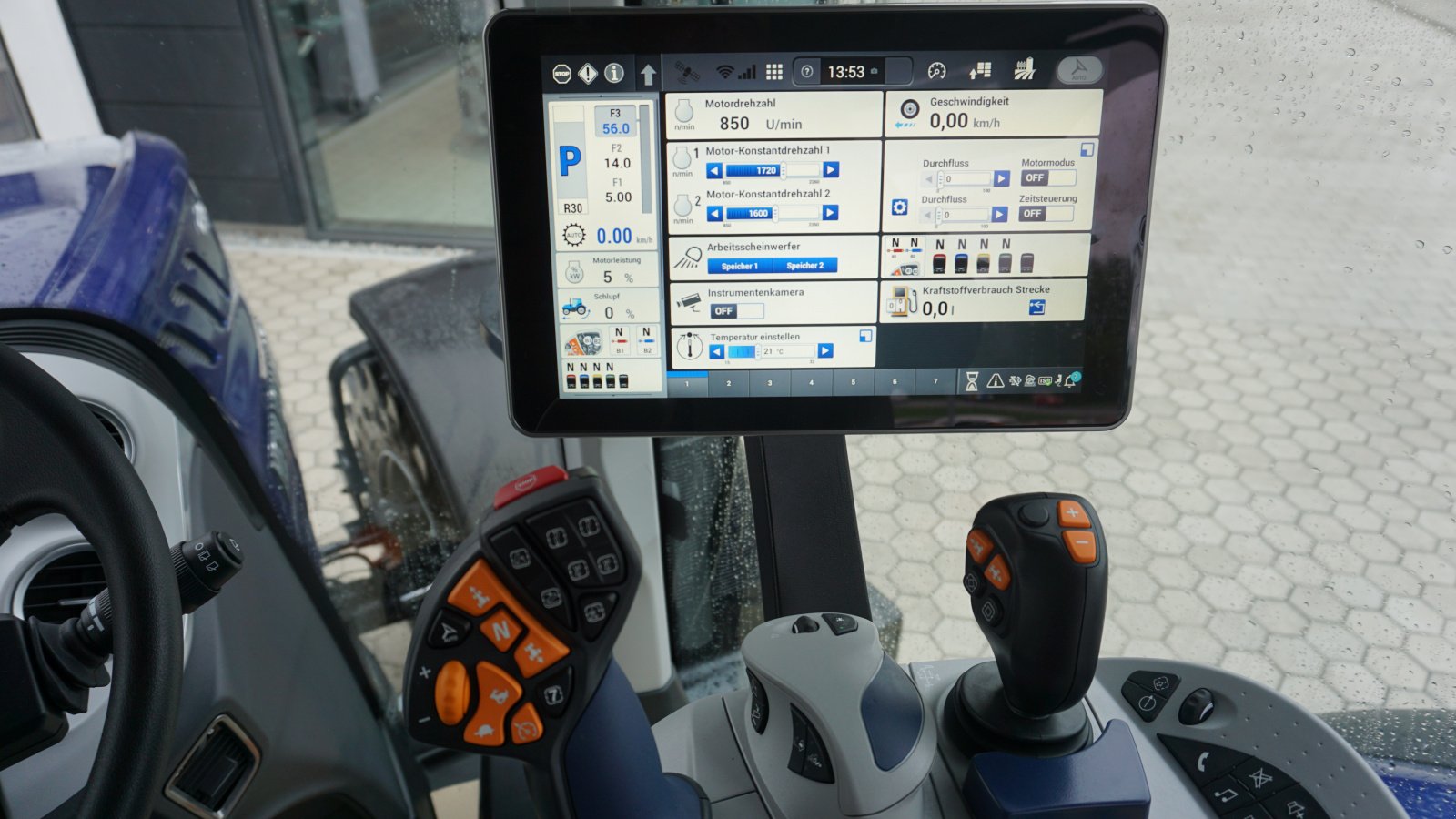 Traktor of the type New Holland T 7.245 AC, Gebrauchtmaschine in Rötz (Picture 10)