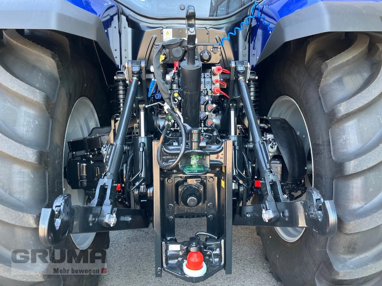 Traktor of the type New Holland T 7.245 Auto Command New Gen, Neumaschine in Friedberg-Derching (Picture 11)