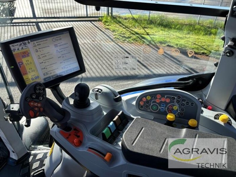 Traktor des Typs New Holland T 7.245 AUTO COMMAND, Gebrauchtmaschine in Meppen (Bild 9)