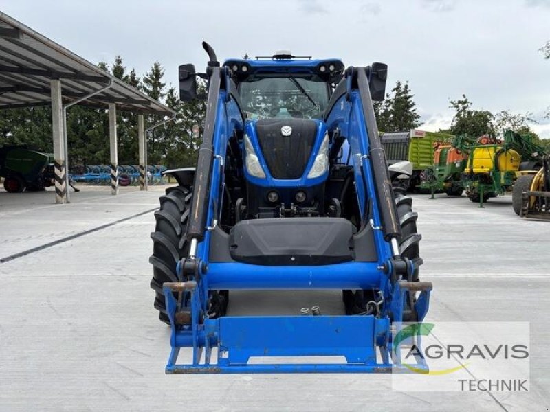 Traktor des Typs New Holland T 7.245 POWER COMMAND, Gebrauchtmaschine in Seelow (Bild 9)