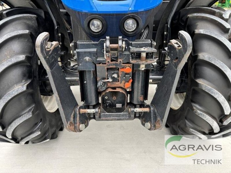 Traktor des Typs New Holland T 7.245 POWER COMMAND, Gebrauchtmaschine in Seelow (Bild 10)