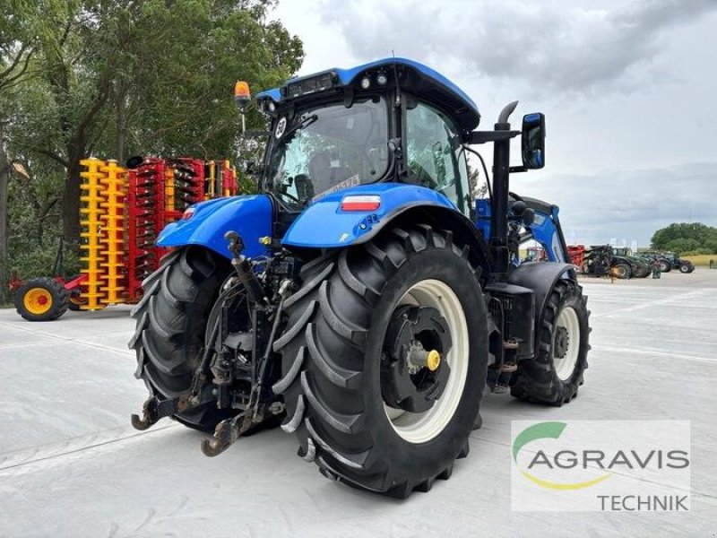 Traktor des Typs New Holland T 7.245 POWER COMMAND, Gebrauchtmaschine in Seelow (Bild 5)