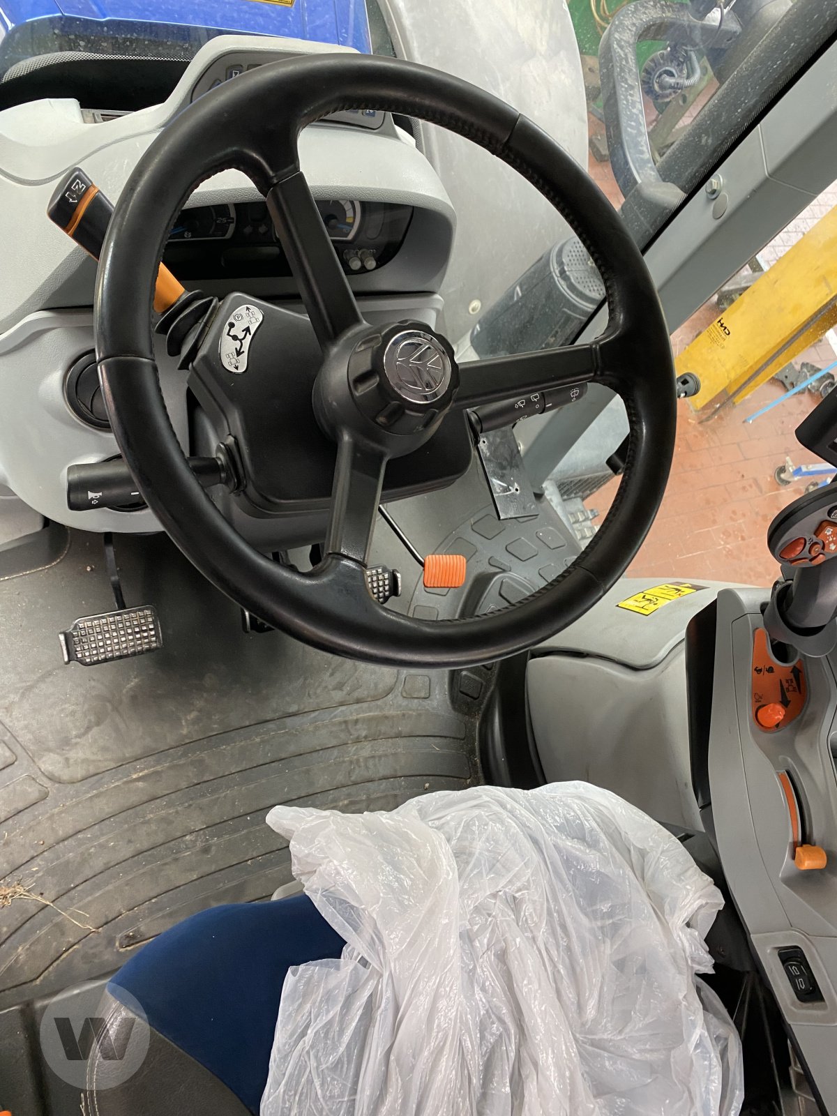 New Holland T 7.245, Gebrauchtmaschine, Baujahr: 2019, Betriebsstunden: 4740 Stunden (Bild 12) Traktor des Typs New Holland T 7.245, Gebrauchtmaschine in Jördenstorf (Bild 12)