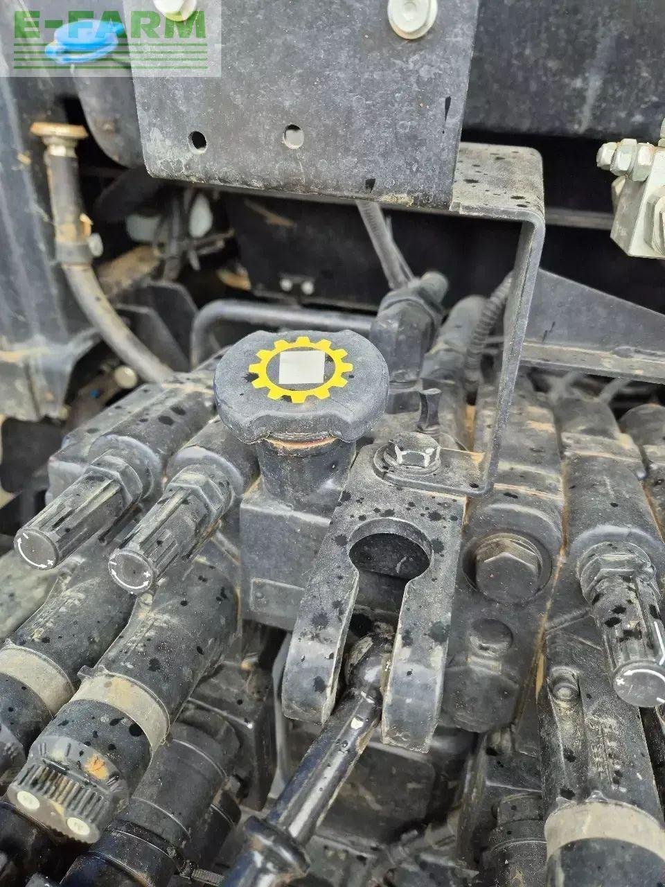 Traktor типа New Holland t 7.245, Gebrauchtmaschine в CHAUVONCOURT (Фотография 7)