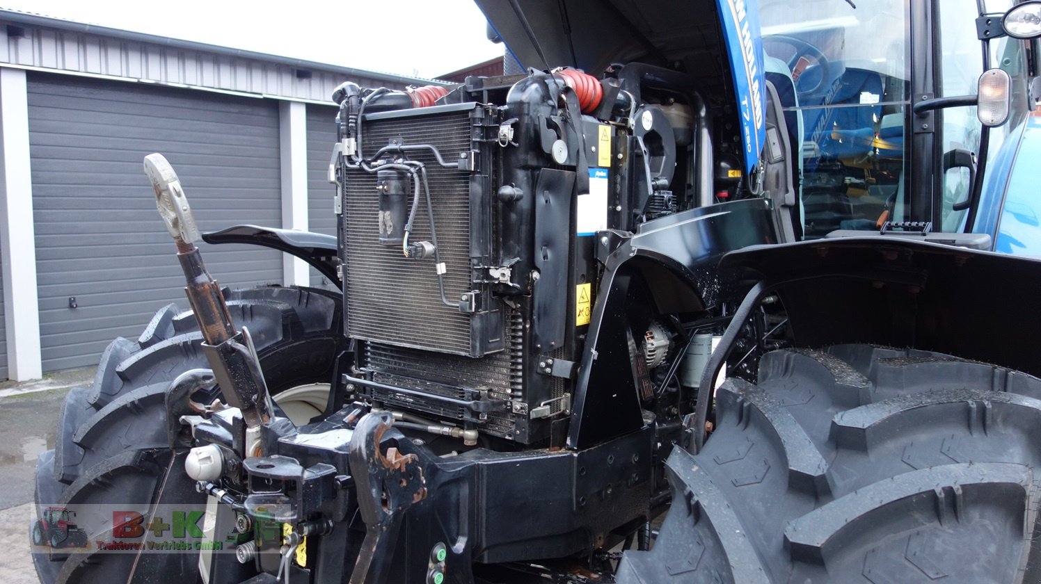 Traktor des Typs New Holland T 7.250 AC, Gebrauchtmaschine in Kettenkamp (Bild 11)