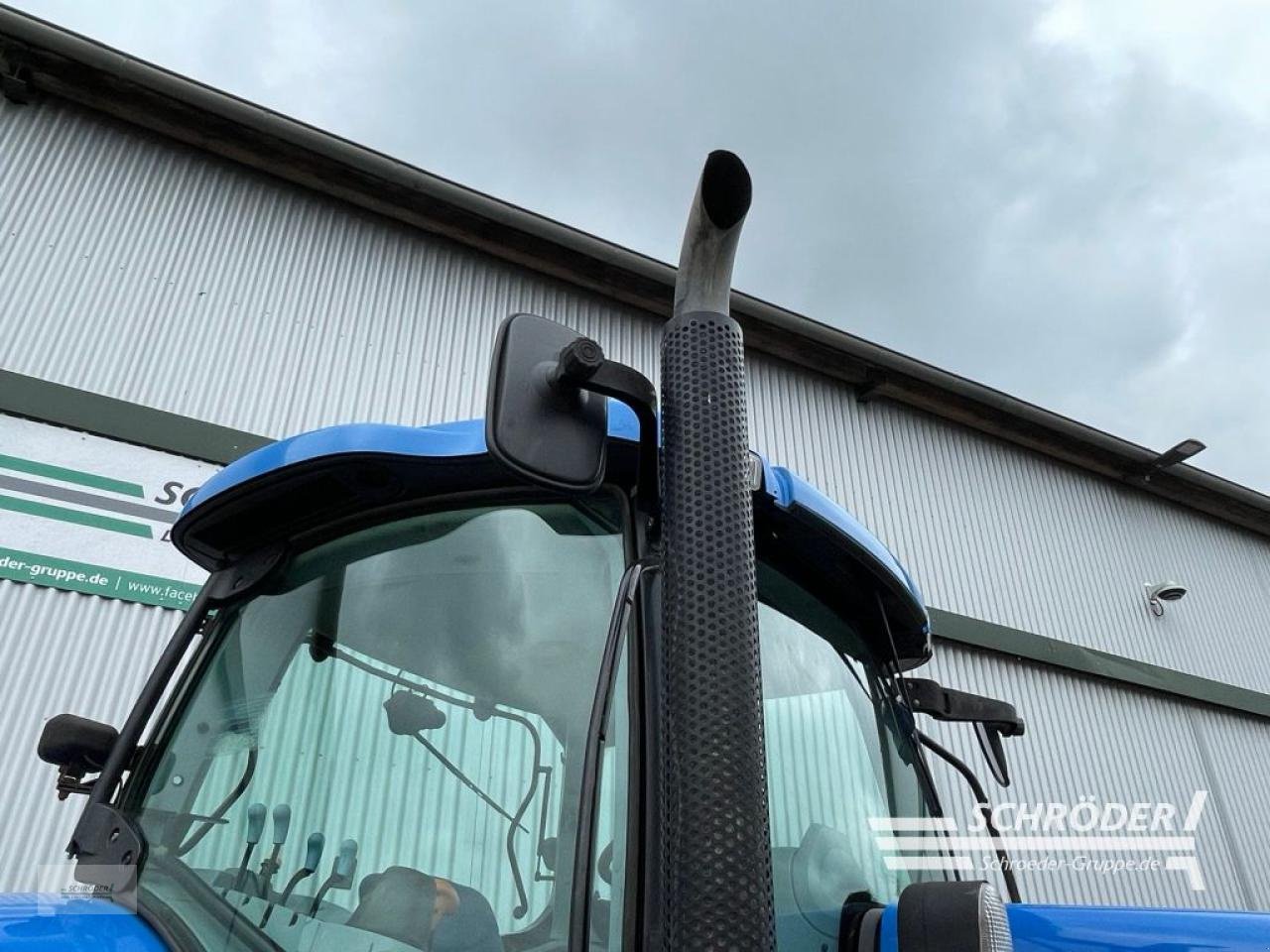 Traktor of the type New Holland T 7.250 PC, Gebrauchtmaschine in Wildeshausen (Picture 19)