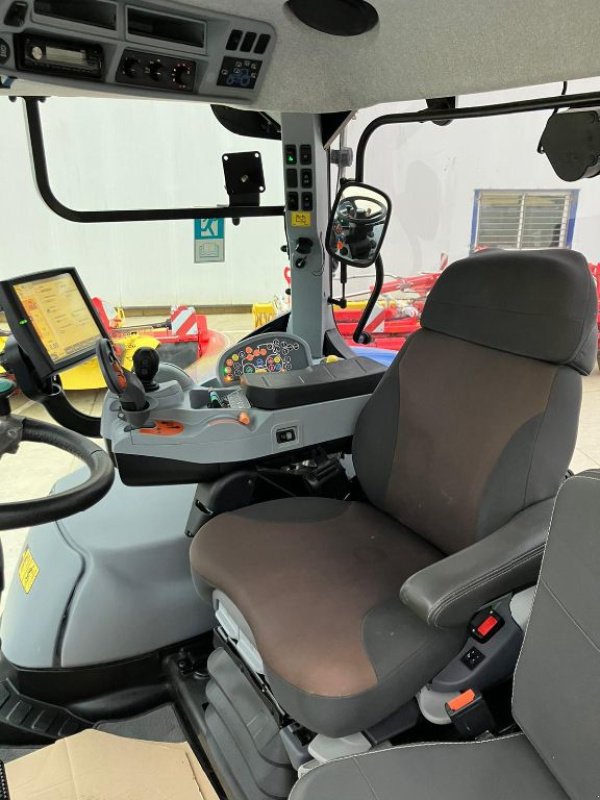 Traktor tip New Holland T 7.260 AUTOCOMMAND GPS, Gebrauchtmaschine in Montauban (Poză 5)