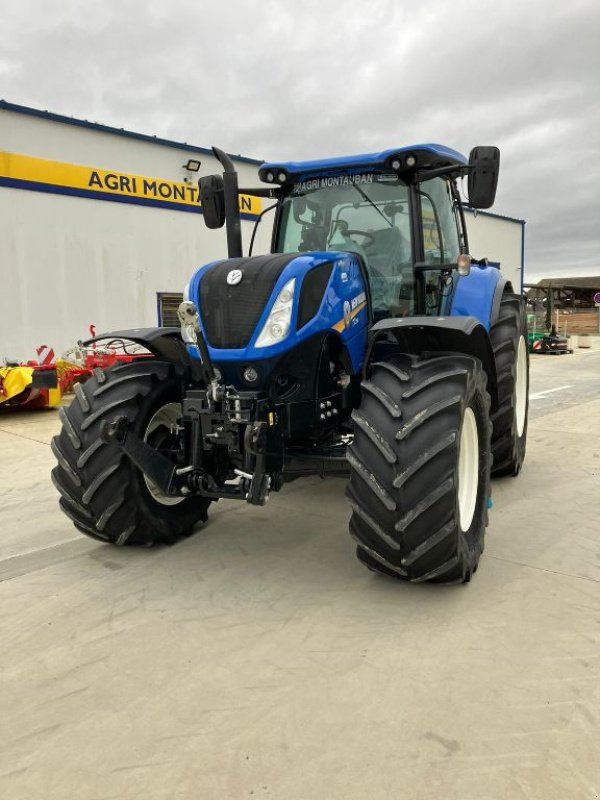 Traktor des Typs New Holland T 7.260 AUTOCOMMAND GPS, Gebrauchtmaschine in Montauban (Bild 1)