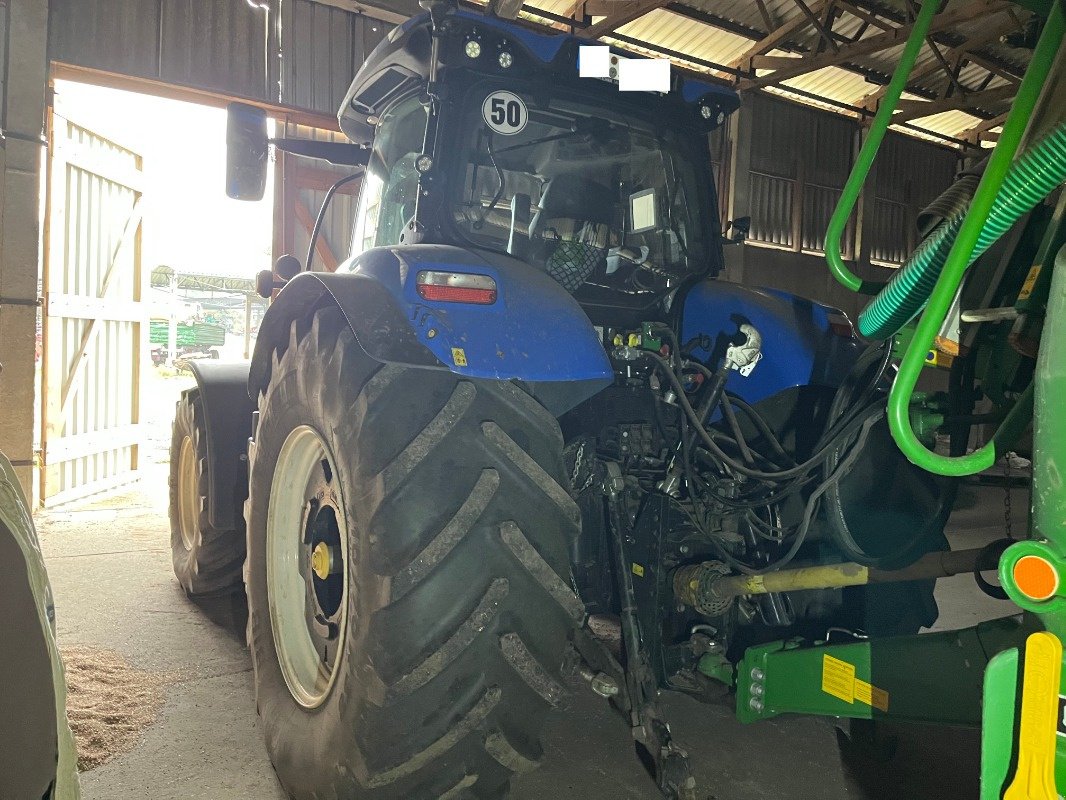 Traktor типа New Holland T 7.270 AC, Gebrauchtmaschine в Ebersbach (Фотография 4)
