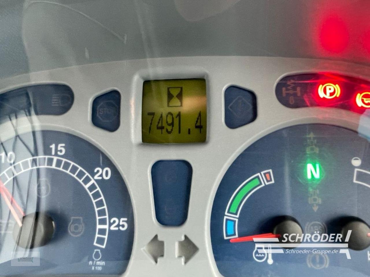 Traktor a típus New Holland T 7.270 AUTOCOMMAND, Gebrauchtmaschine ekkor: Wildeshausen (Kép 13)