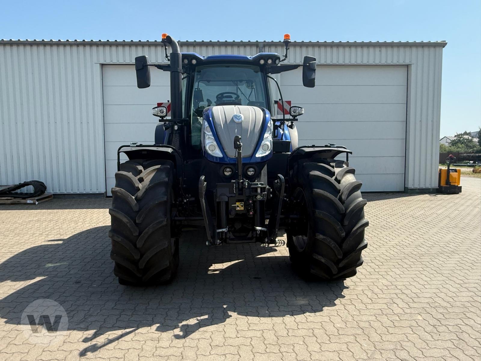 New Holland T 7.300 AC New Gen, Gebrauchtmaschine, Baujahr: 2023, Betriebsstunden: 1003 Stunden (Bild 8) Traktor des Typs New Holland T 7.300 AC New Gen, Gebrauchtmaschine in Jördenstorf (Bild 8)