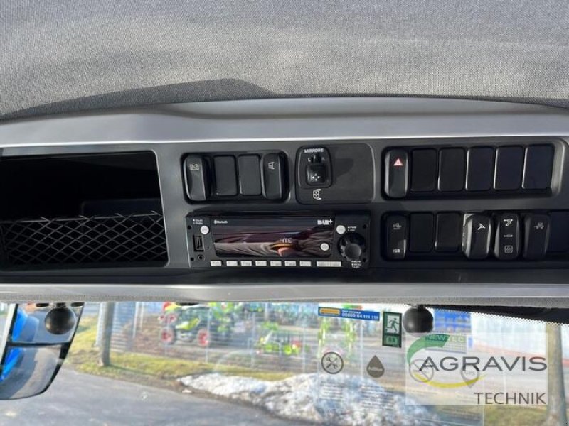 Traktor des Typs New Holland T 7.300 AUTO COMMAND PLM, Gebrauchtmaschine in Meppen (Bild 19)