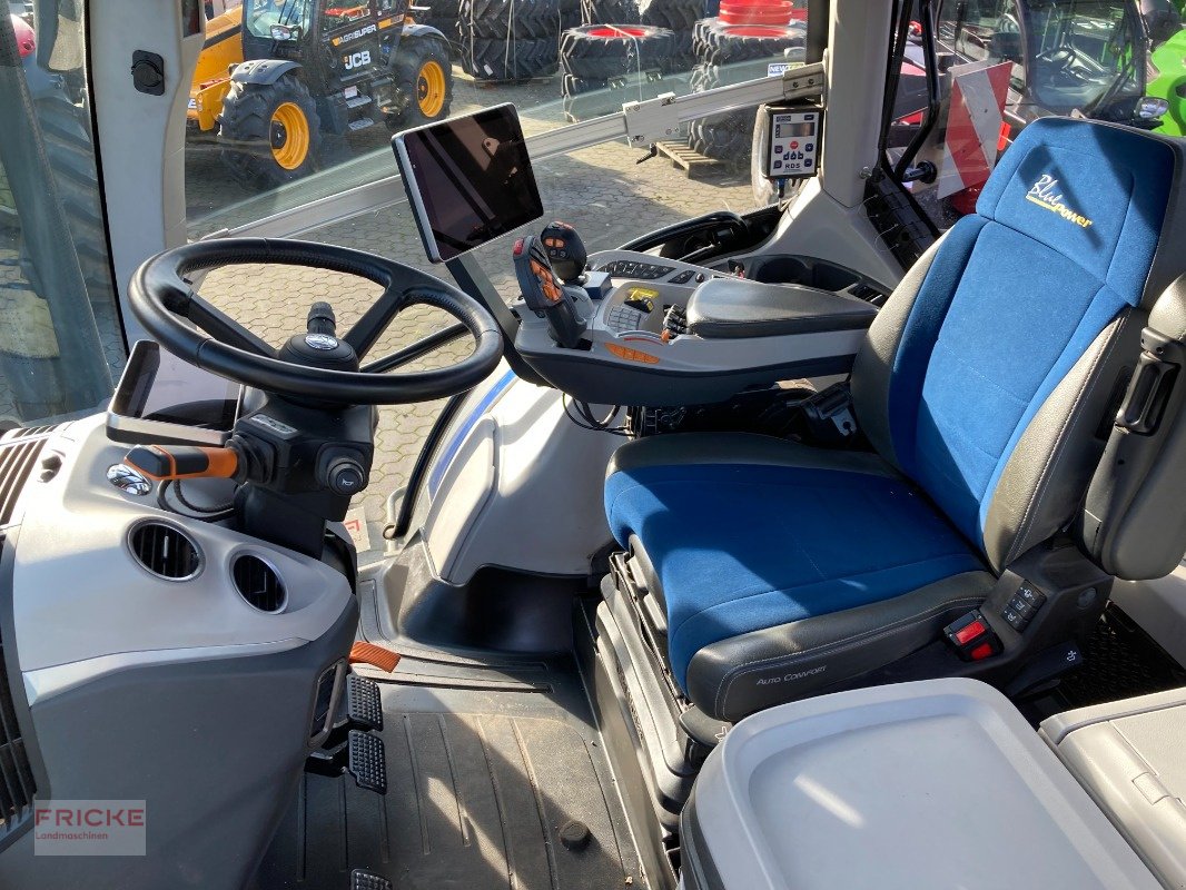 Traktor van het type New Holland T 7.300 Auto Command, Gebrauchtmaschine in Bockel - Gyhum (Foto 13)