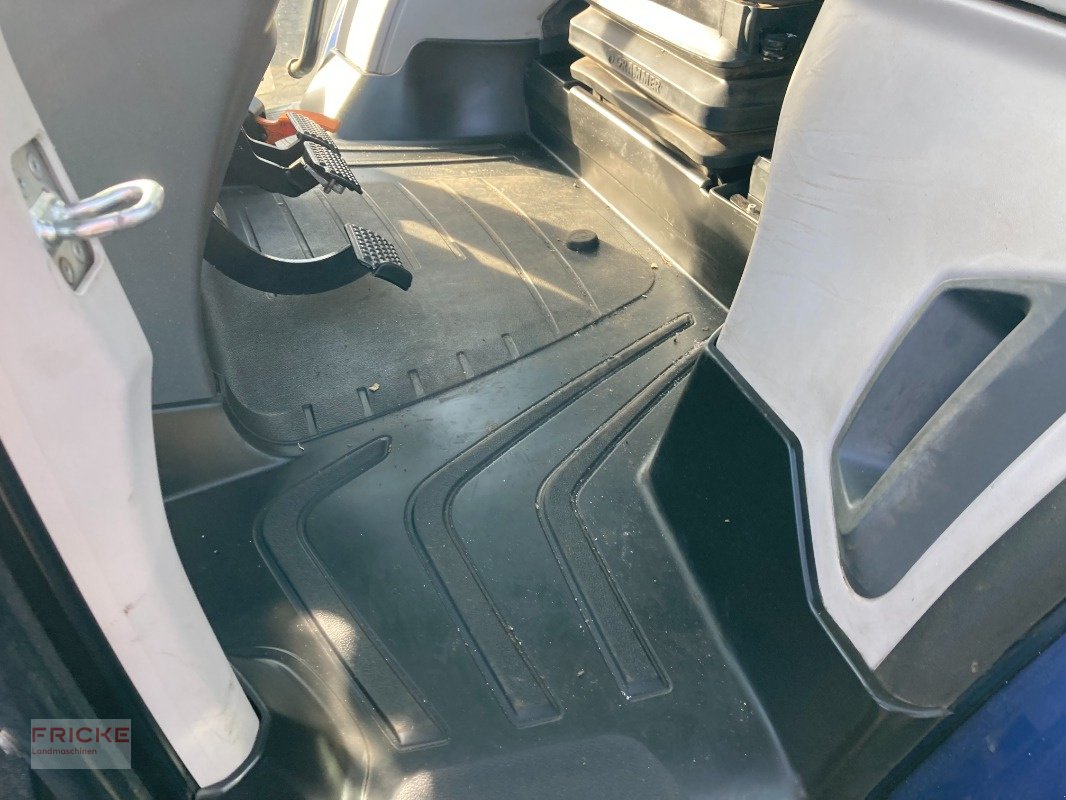 Traktor del tipo New Holland T 7.300 Auto Command, Gebrauchtmaschine In Bockel - Gyhum (Immagine 12)