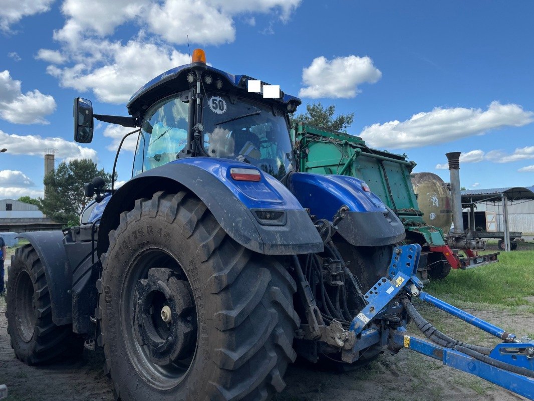 Traktor типа New Holland T 7.315 AC, Gebrauchtmaschine в Ebersbach (Фотография 4)