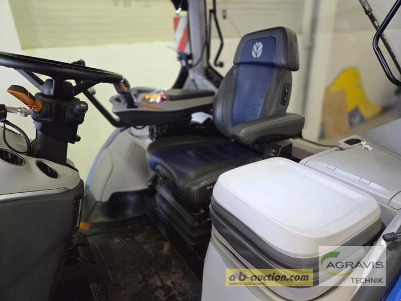 Traktor del tipo New Holland T 7.315 AUTO COMMAND HD PLM, Gebrauchtmaschine In Calbe / Saale (Immagine 10)