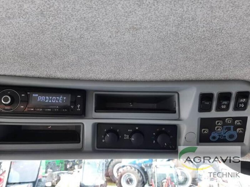 Traktor Türe ait New Holland T 7.315 AUTO COMMAND HD, Neumaschine içinde Calbe / Saale (resim 11)