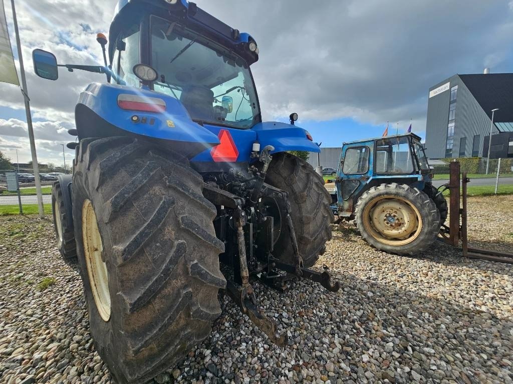 Traktor типа New Holland T 8.300, Gebrauchtmaschine в Ringe (Фотография 16)