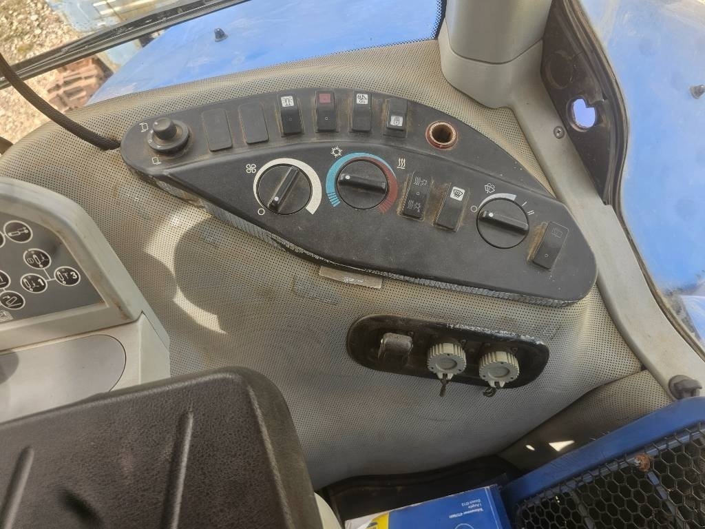 Traktor типа New Holland T 8.300, Gebrauchtmaschine в Ringe (Фотография 20)