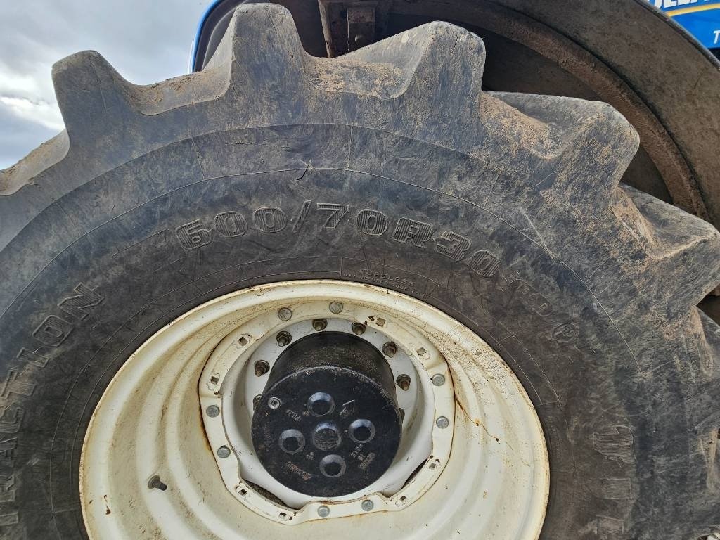 Traktor типа New Holland T 8.300, Gebrauchtmaschine в Ringe (Фотография 10)