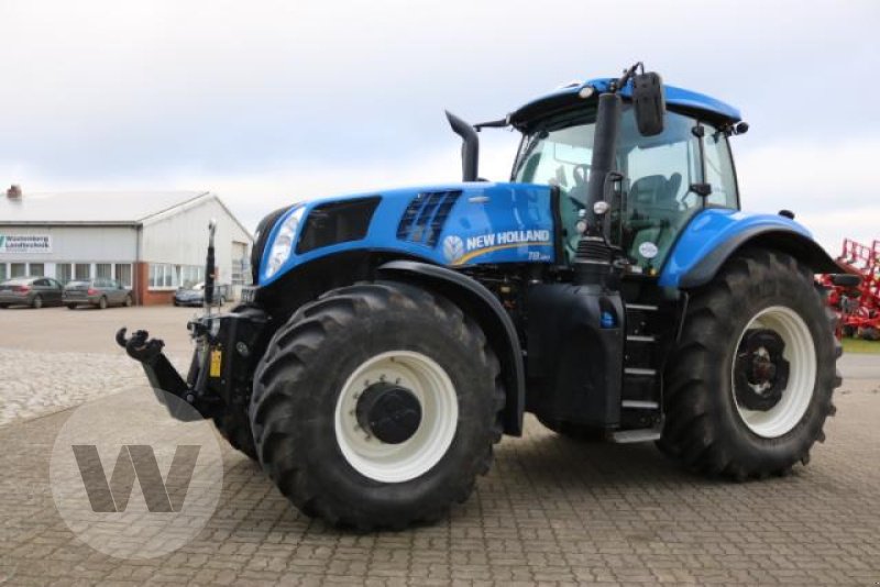 New Holland T 8.380 AC, Gebrauchtmaschine, Baujahr: 2015, Betriebsstunden: 3600 Stunden (Bild 1) Traktor des Typs New Holland T 8.380 AC, Gebrauchtmaschine in Lübz (Bild 1)