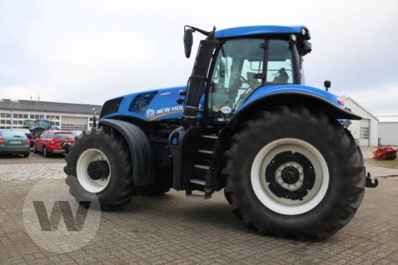 New Holland T 8.380 AC, Gebrauchtmaschine, Baujahr: 2015, Betriebsstunden: 3600 Stunden (Bild 6) Traktor des Typs New Holland T 8.380 AC, Gebrauchtmaschine in Lübz (Bild 6)
