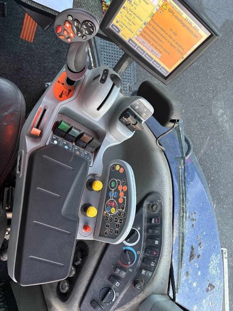 Traktor типа New Holland T 8.410, Gebrauchtmaschine в Brønderslev (Фотография 15)