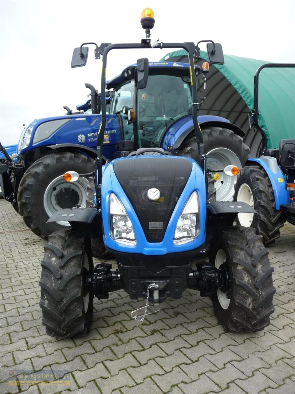 Traktor des Typs New Holland T3.60F Stage V, Neumaschine in Rhaunen (Bild 3)