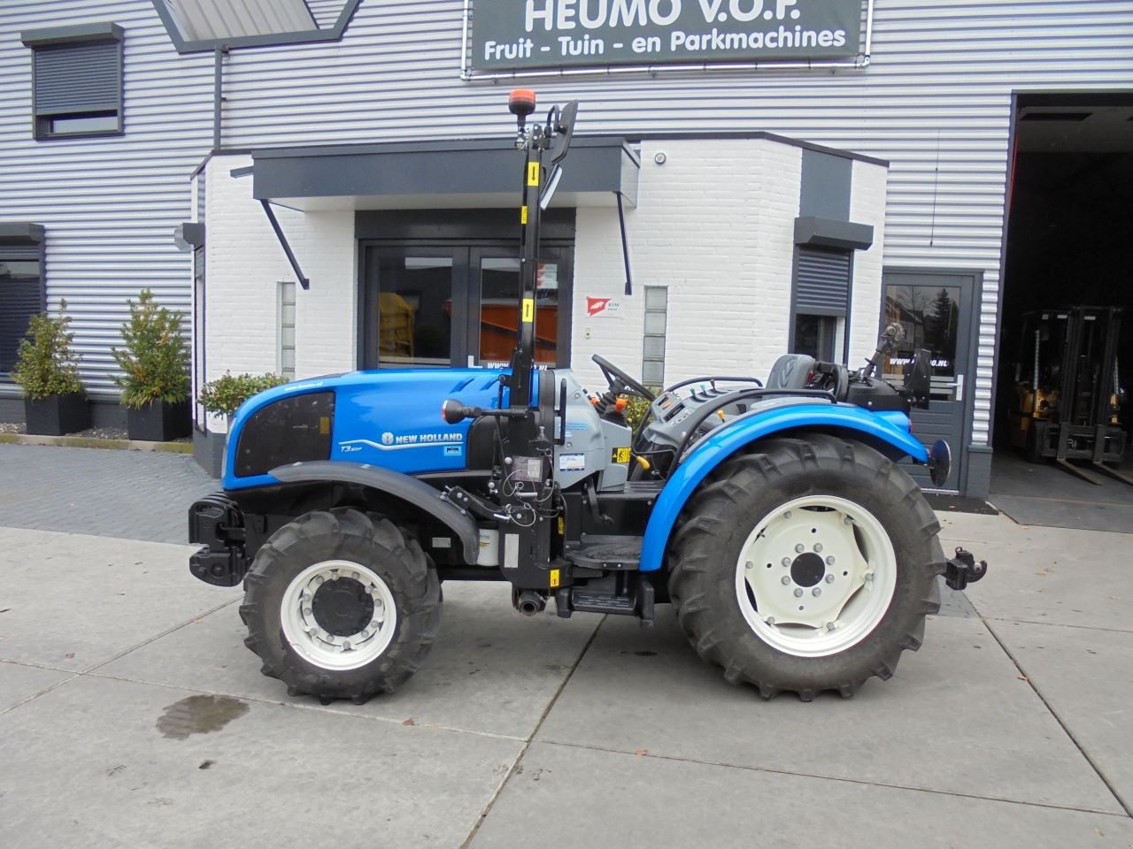Traktor van het type New Holland T3.60F, Gebrauchtmaschine in Hedel (Foto 2)