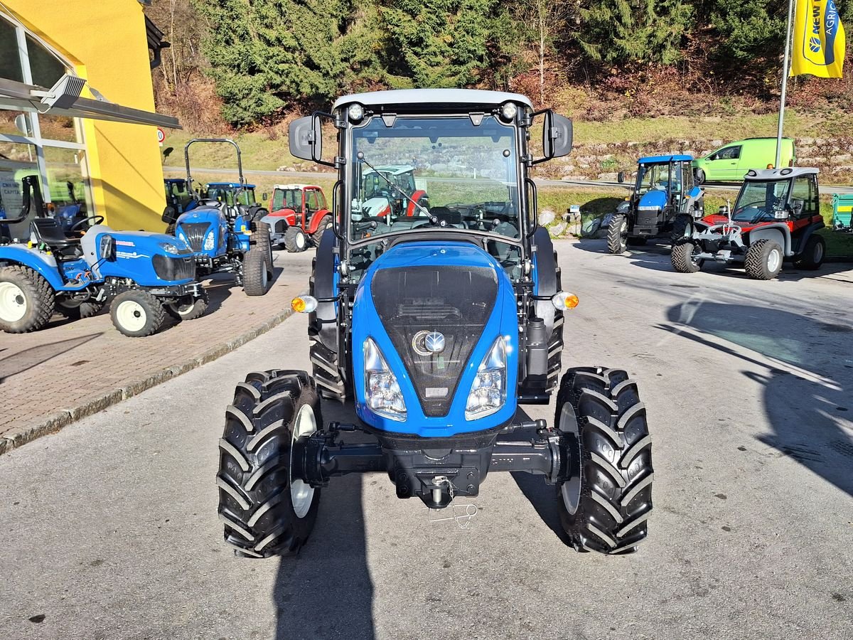 Traktor des Typs New Holland T3.70 LP, Neumaschine in Burgkirchen (Bild 2)