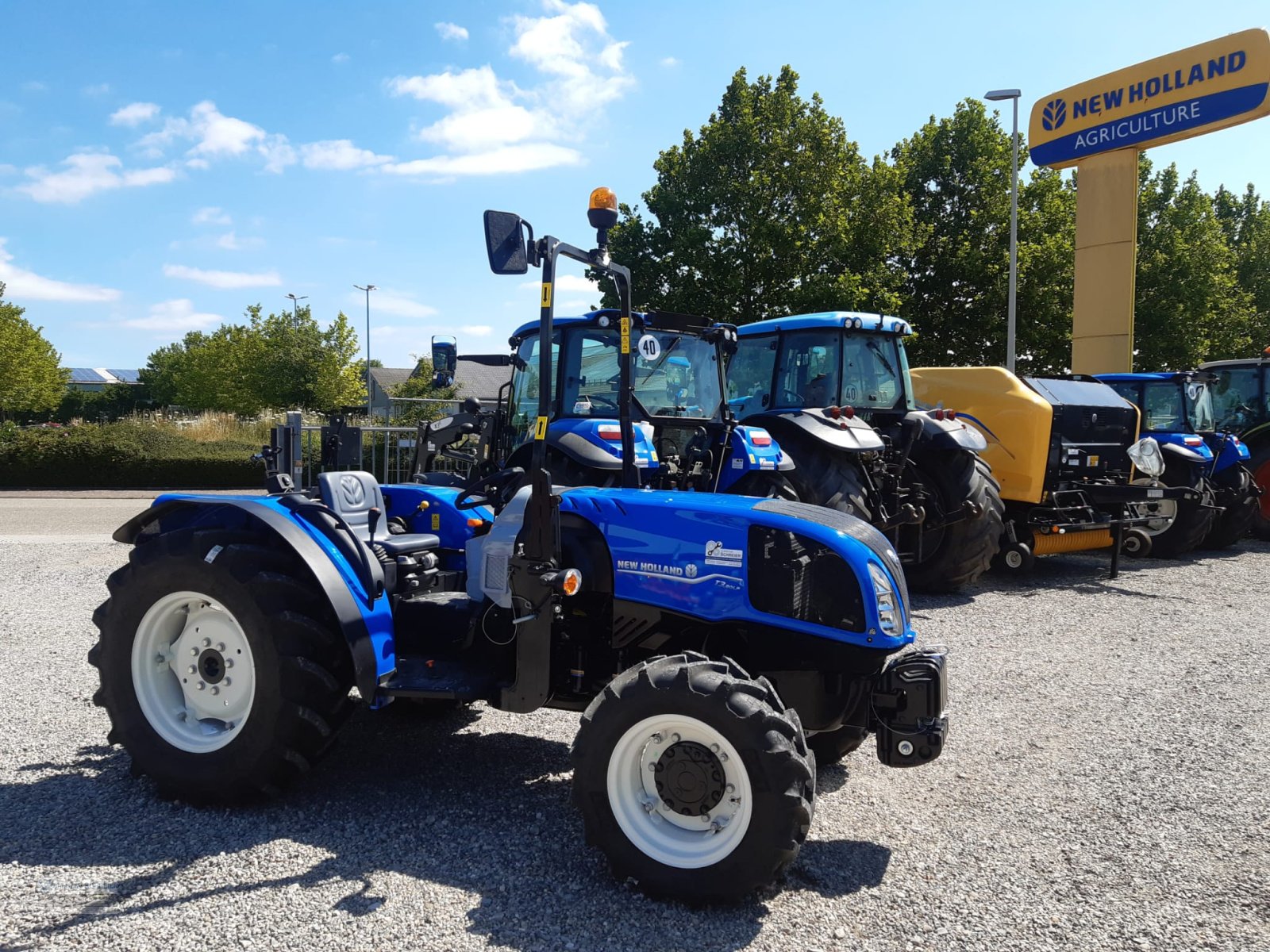 Traktor typu New Holland T3.80LP, Neumaschine v Lichtenau Stadtgebiet (Obrázek 1)
