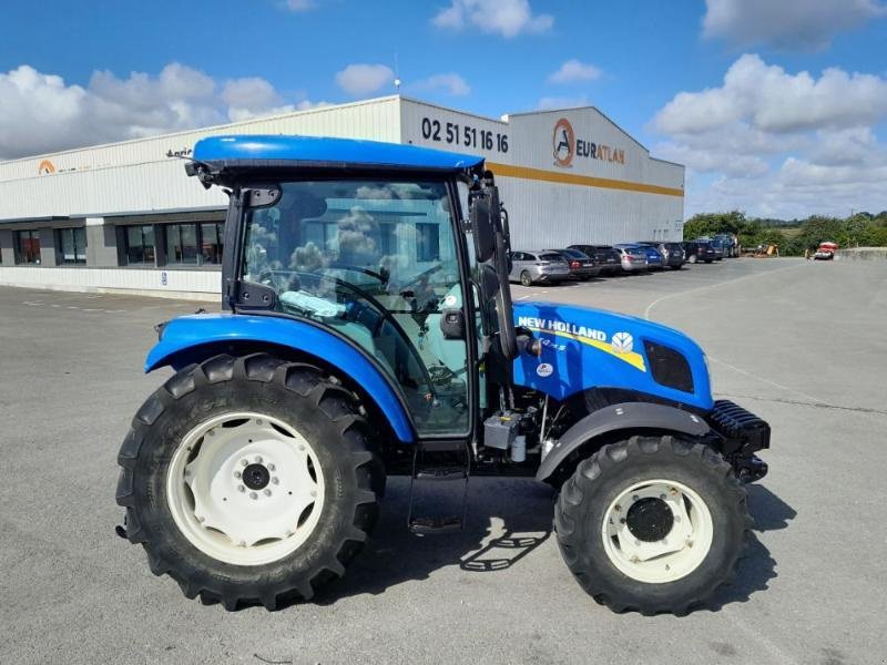 Traktor типа New Holland T4-75S, Gebrauchtmaschine в ANTIGNY (Фотография 4)