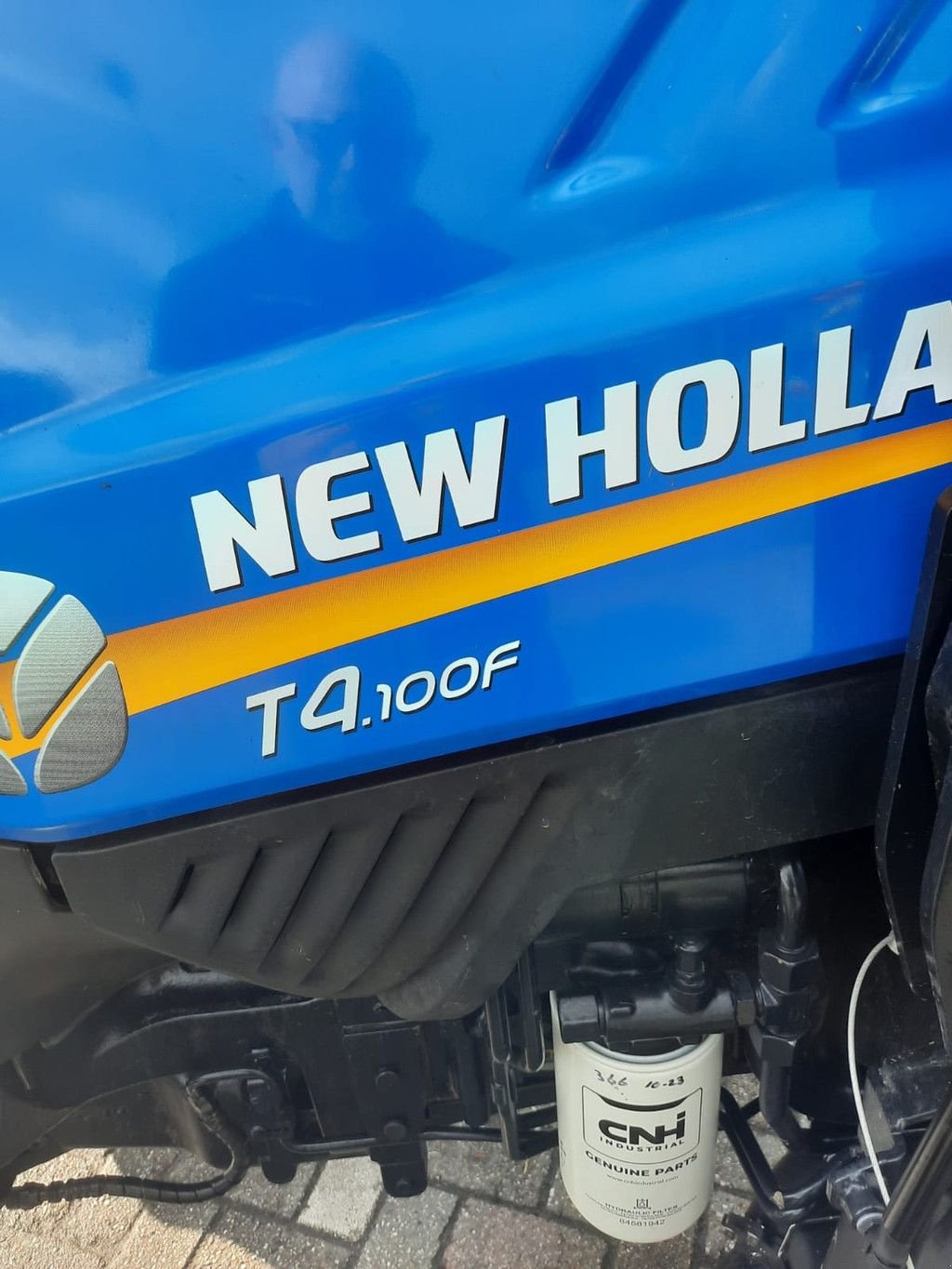 Traktor des Typs New Holland T4, Gebrauchtmaschine in Wierden (Bild 8)