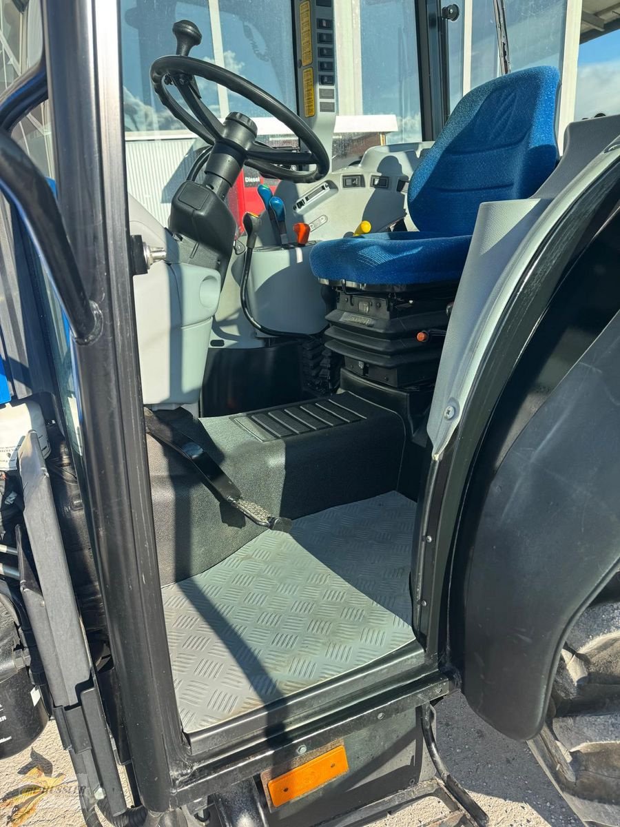Traktor типа New Holland T4020 DeLuxe, Gebrauchtmaschine в Söding- Sankt. Johann (Фотография 8)