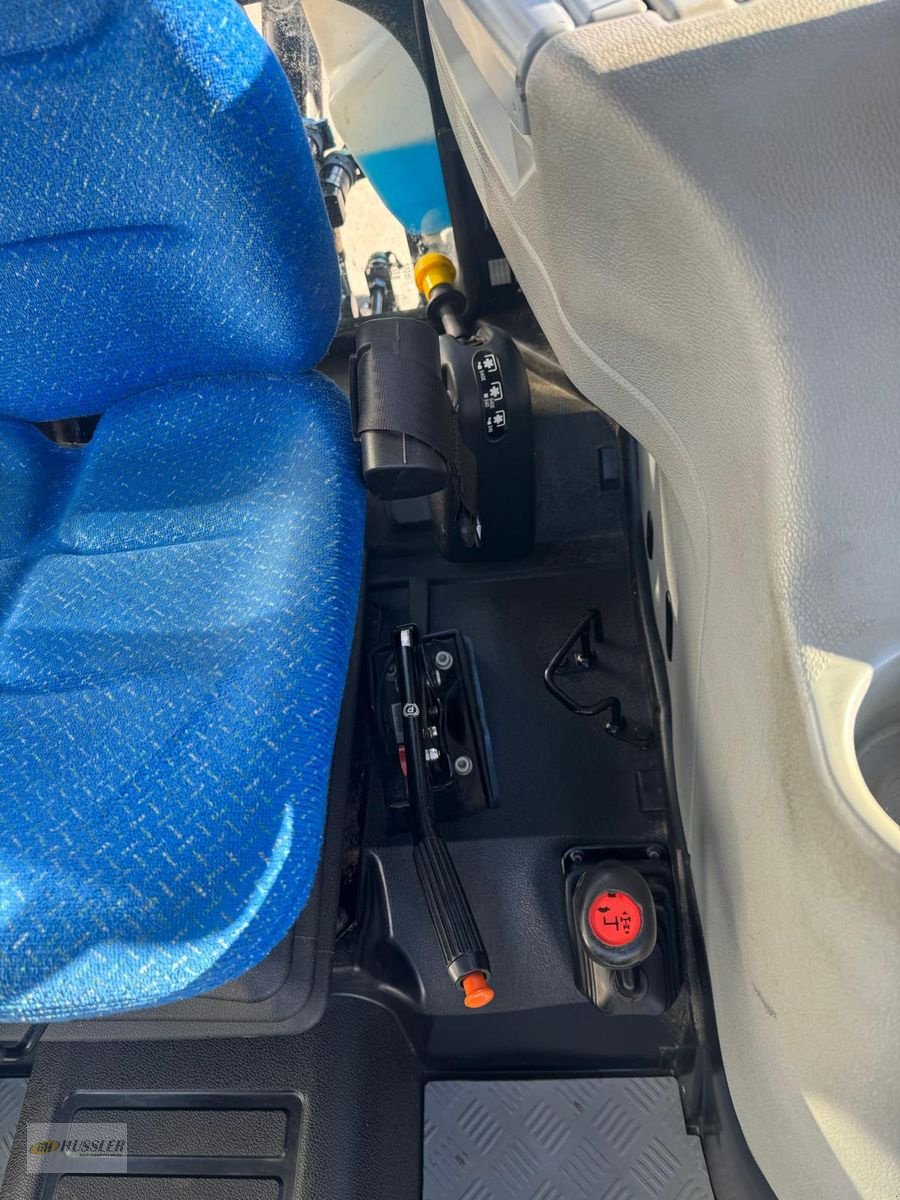 Traktor типа New Holland T4020 DeLuxe, Gebrauchtmaschine в Söding- Sankt. Johann (Фотография 12)