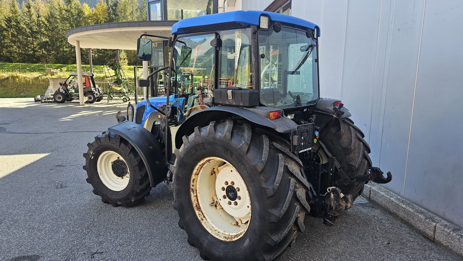 Traktor типа New Holland T4030 DeLuxe, Gebrauchtmaschine в Ried im Oberinntal (Фотография 4)