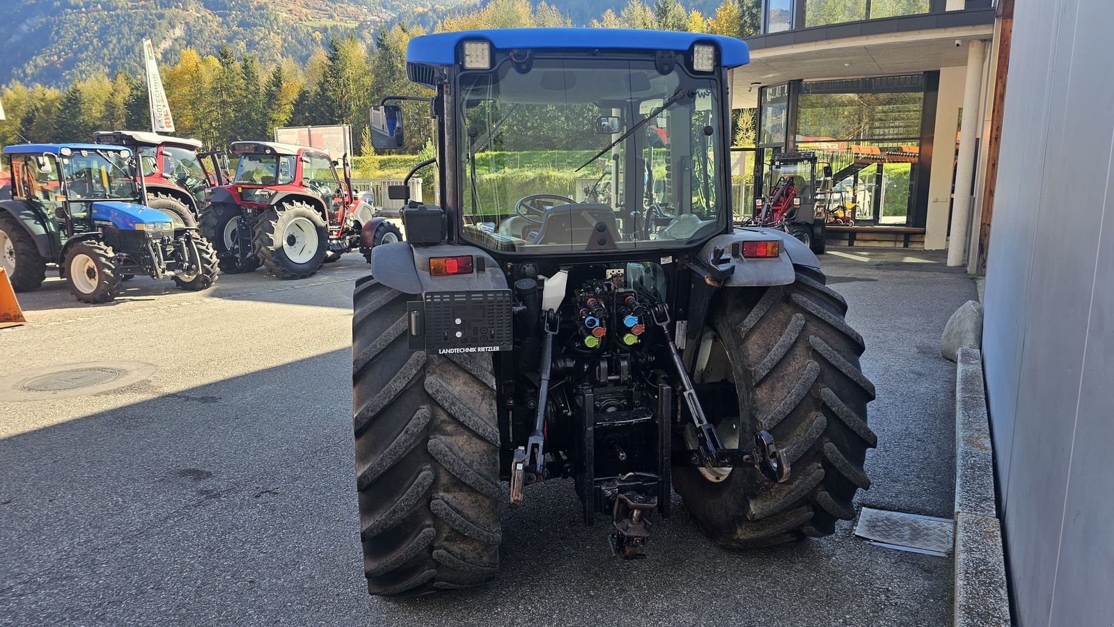 Traktor типа New Holland T4030 DeLuxe, Gebrauchtmaschine в Ried im Oberinntal (Фотография 7)
