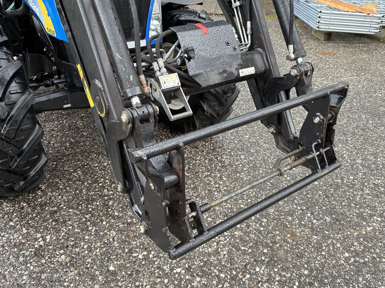 Traktor typu New Holland T4030 DeLuxe, Gebrauchtmaschine v Villach (Obrázek 15)