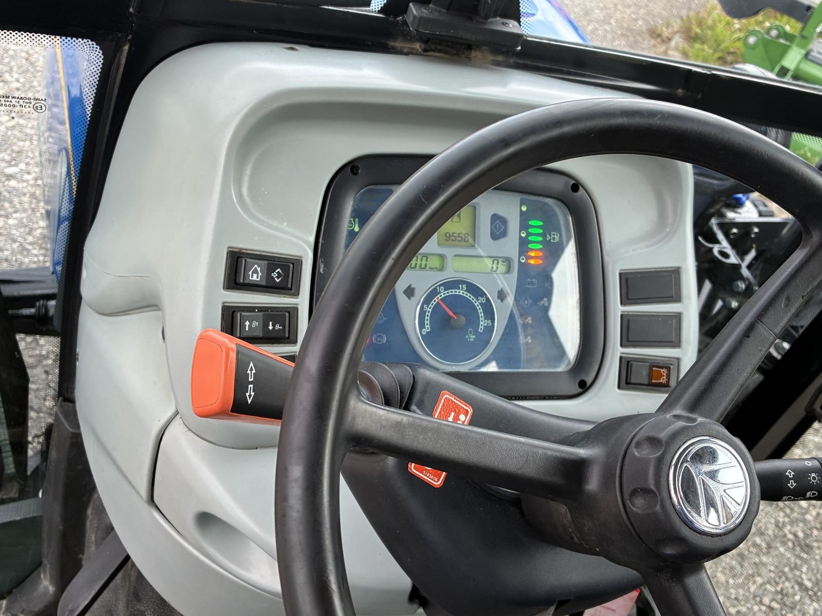 Traktor typu New Holland T4030 DeLuxe, Gebrauchtmaschine v Villach (Obrázek 10)