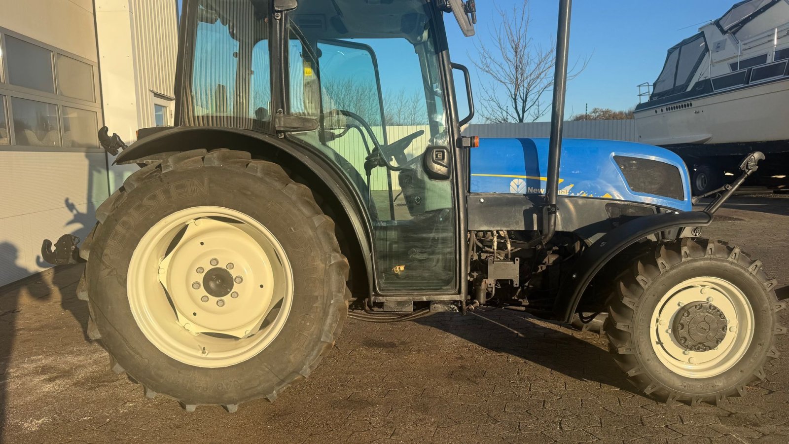 Traktor des Typs New Holland T4030F, Gebrauchtmaschine in Ringe (Bild 19)