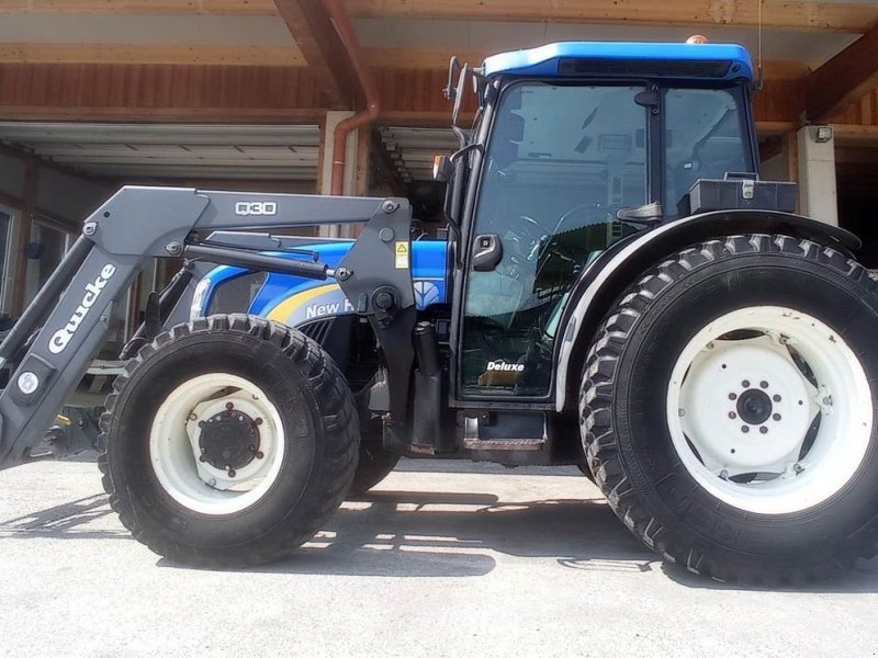 Traktor a típus New Holland T4040 DeLuxe, Gebrauchtmaschine ekkor: Villach/Zauchen