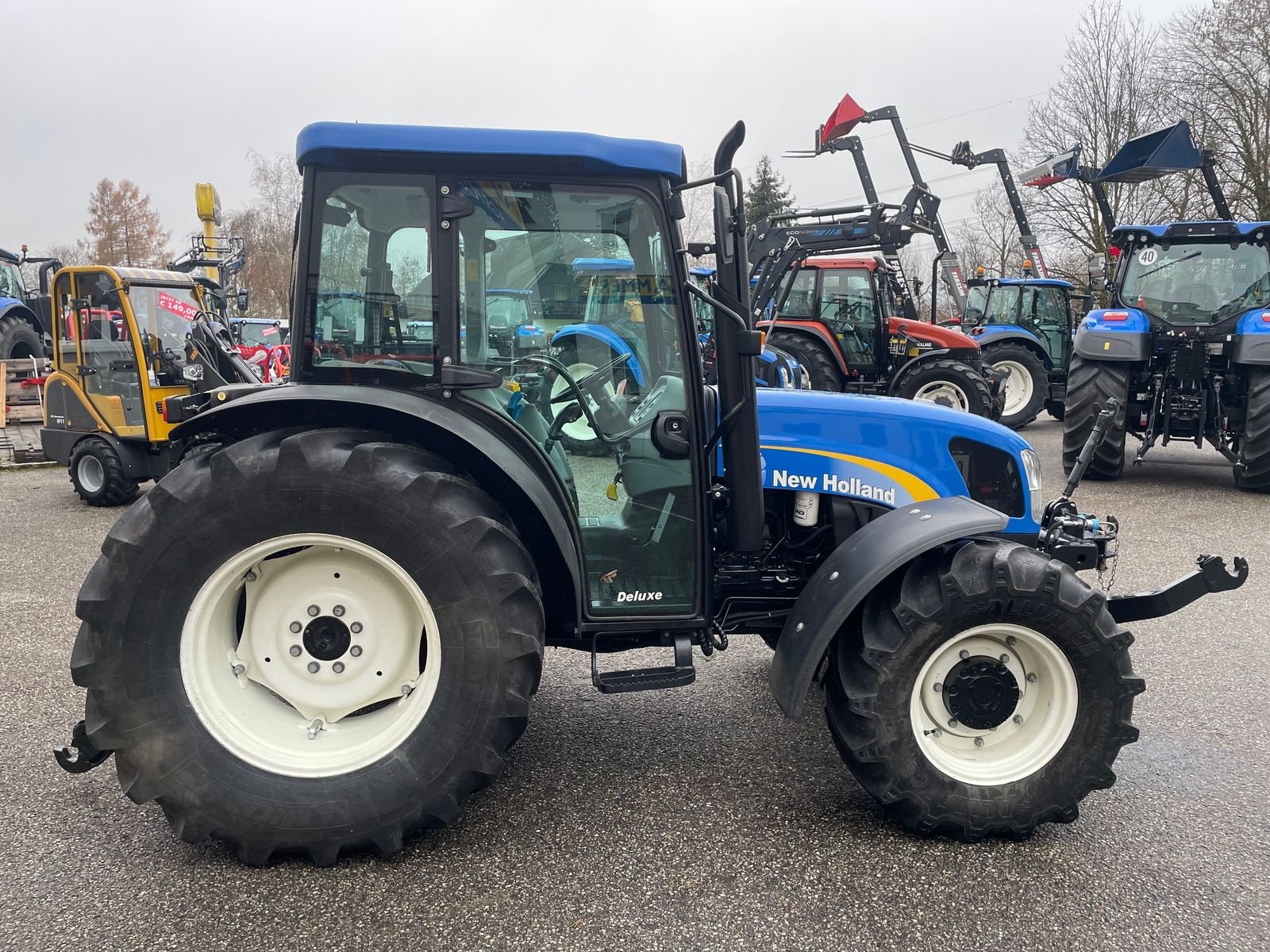 Traktor van het type New Holland T4050 DeLuxe, Gebrauchtmaschine in Burgkirchen (Foto 6)
