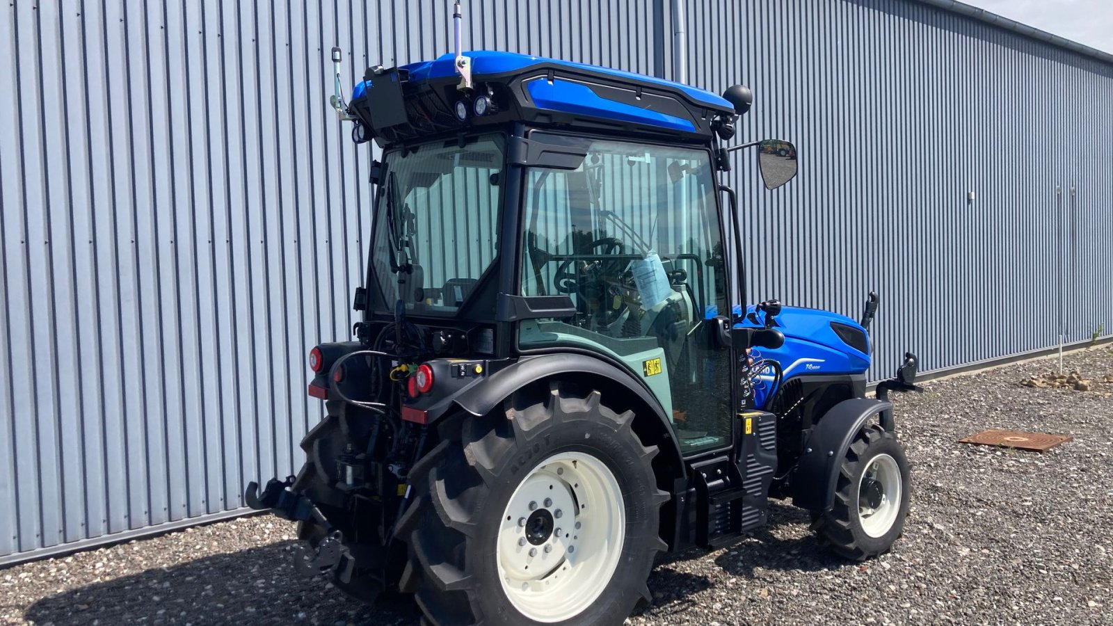 Traktor типа New Holland t4.100 N, Gebrauchtmaschine в Glamsbjerg (Фотография 2)